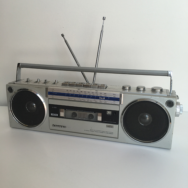 RADIO, Boombox - Silver Sanyo Slimline